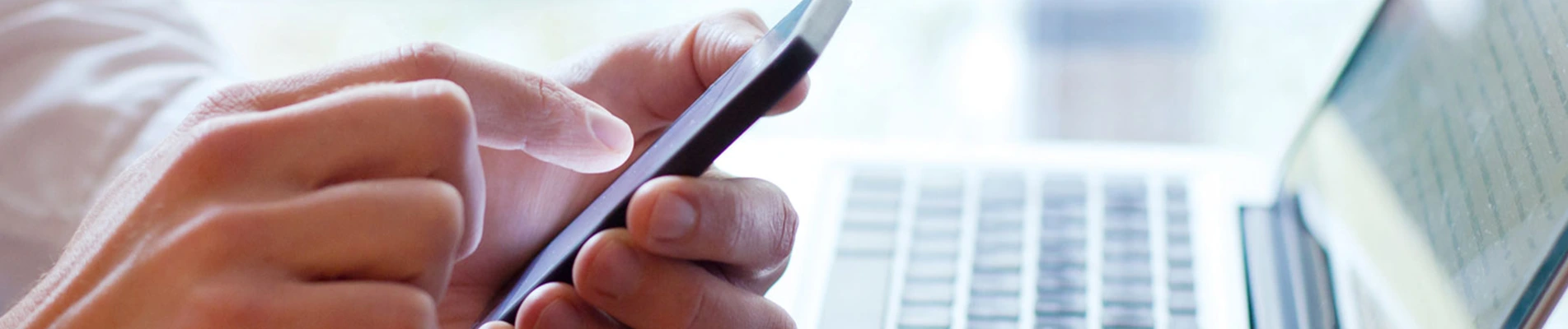 Lépjen kapcsolatba velünk